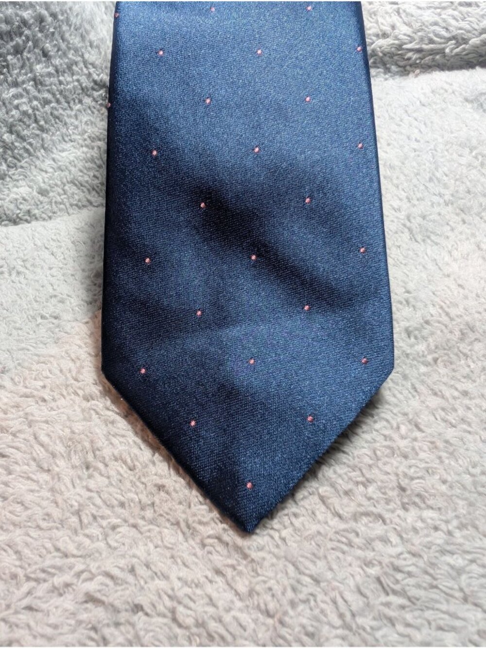 Wembley Navy Blue Tie With Pink Polka Dots 97% Polyester 3% Silk Classic Design
